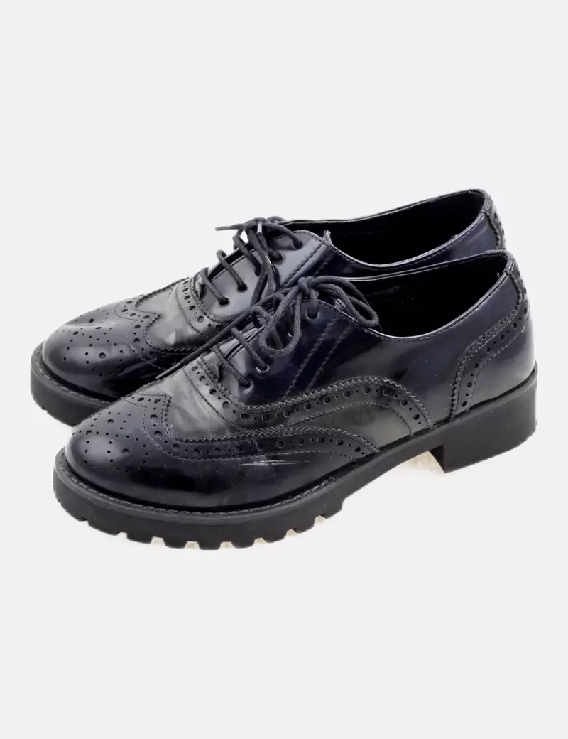 Oatwalk Oxford negro acordonado